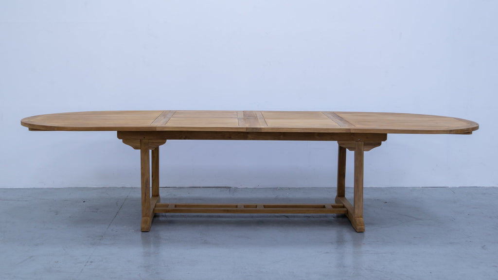 Oval Extendable Garden Dining Table