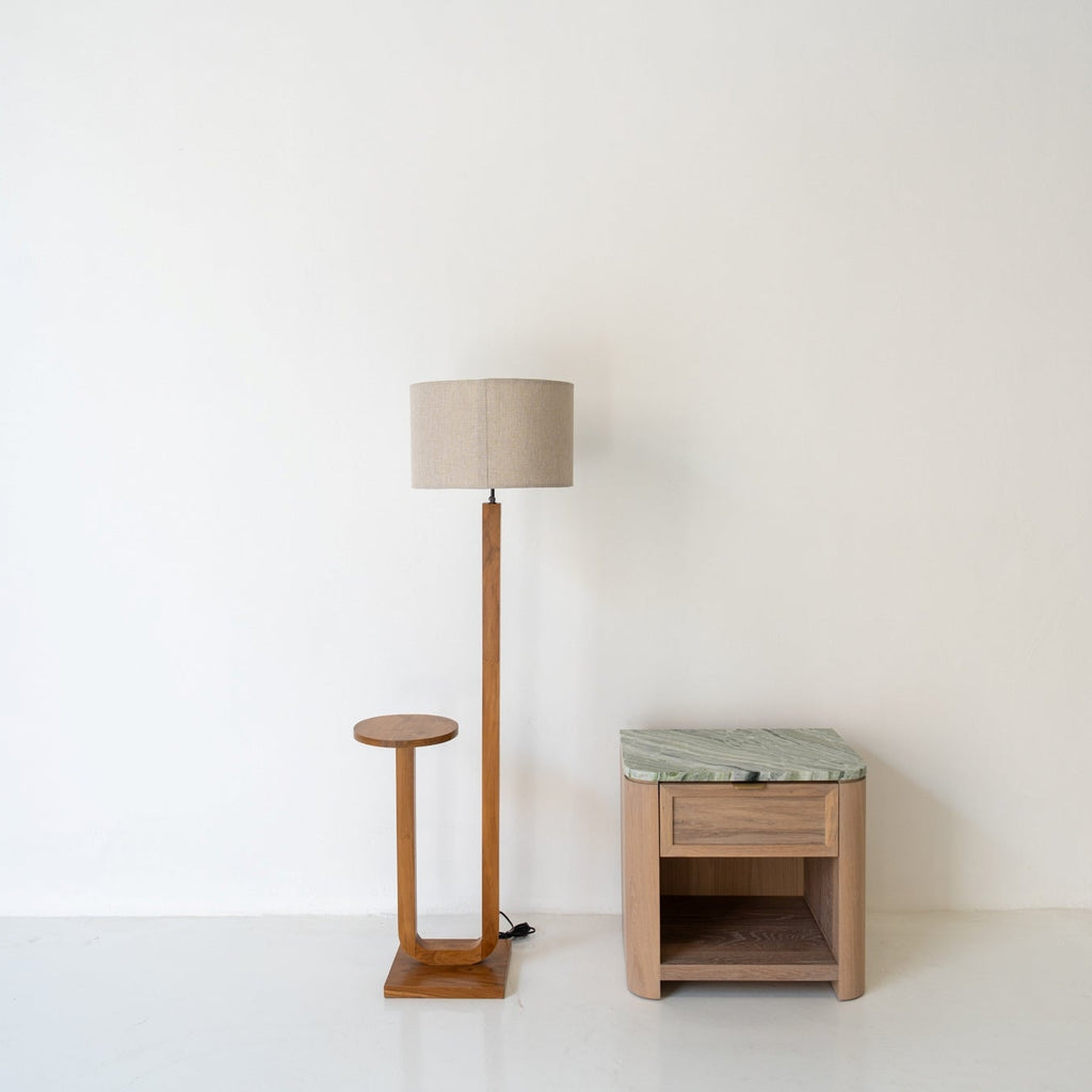 Portside Floor Lamp With Side Table_Perspective View 1