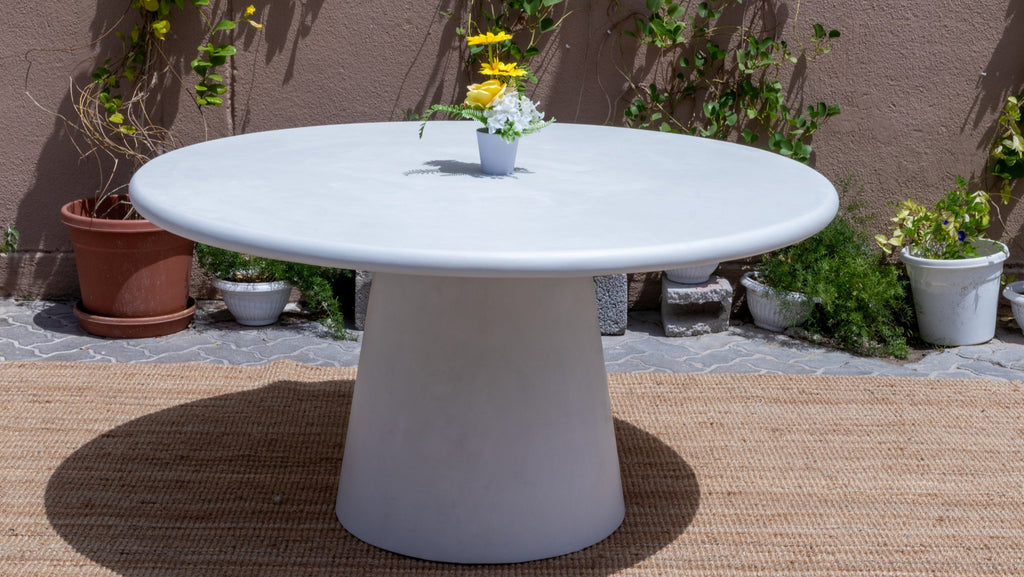 Round Micro Concrete Dining Table
