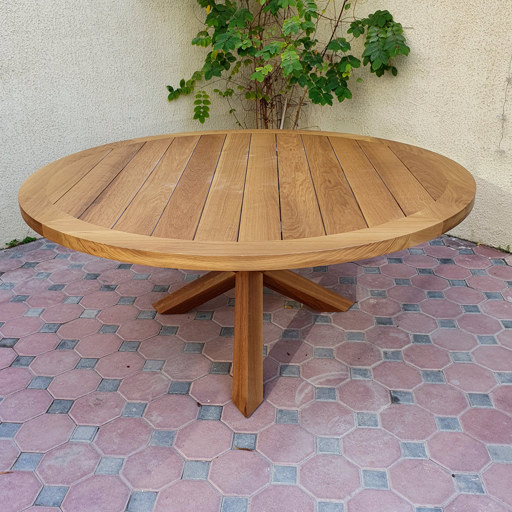 Round Oak Dining Table