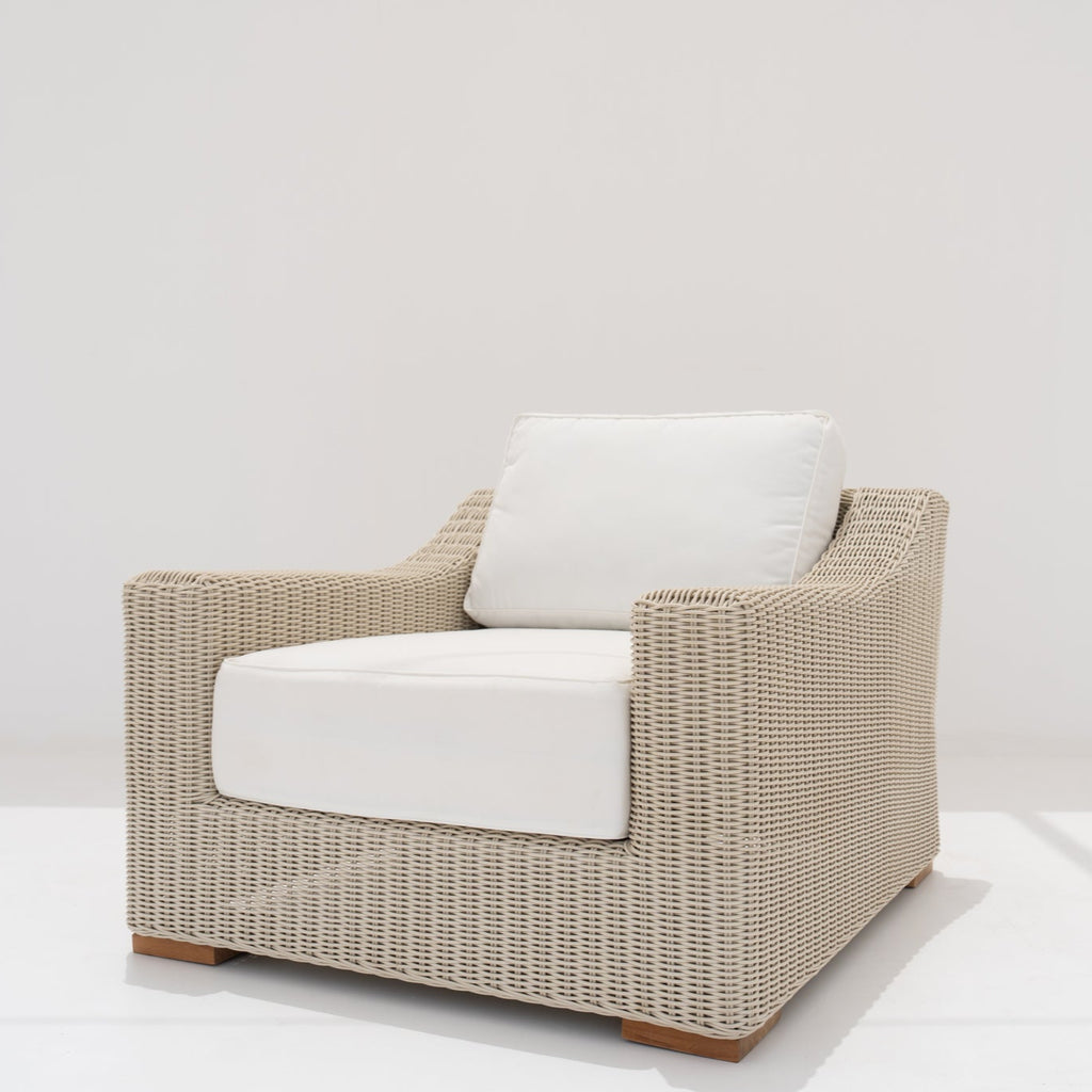 Sienna Rattan Outdoor Lounge Chair
