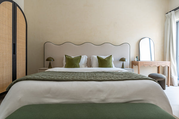 Skoggen Wave Bed Front view