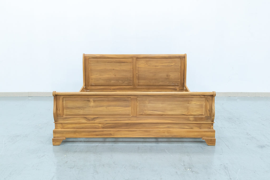 Sleigh Bed Front view
