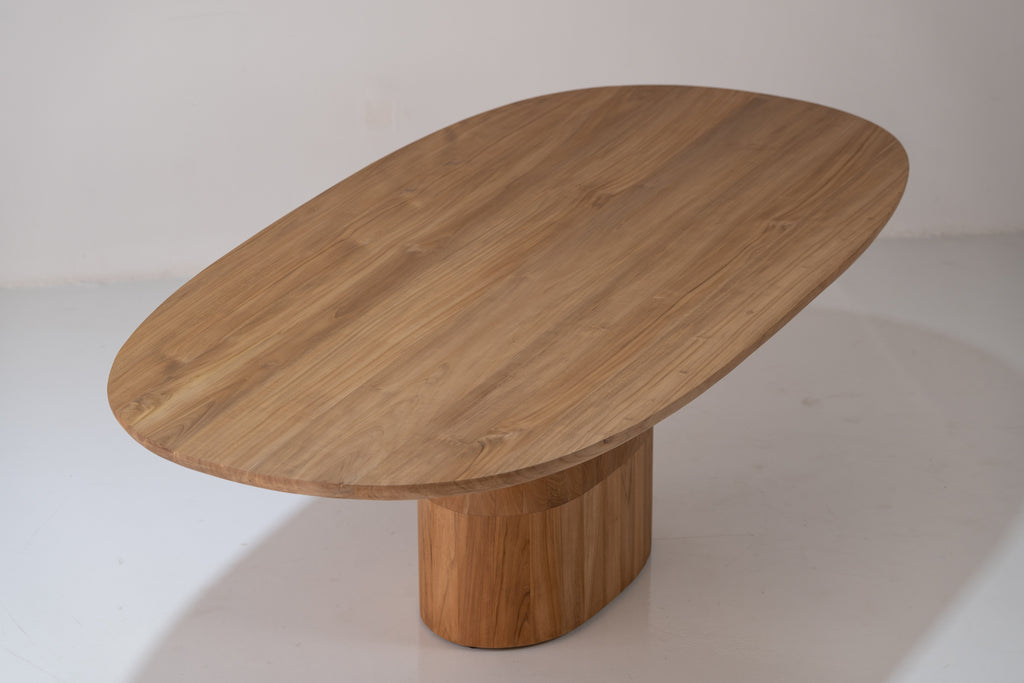 Sole Teak Dining Table Detailed Top Texture View 1