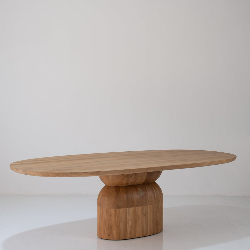 Sole Teak Dining Table Perspective View 2