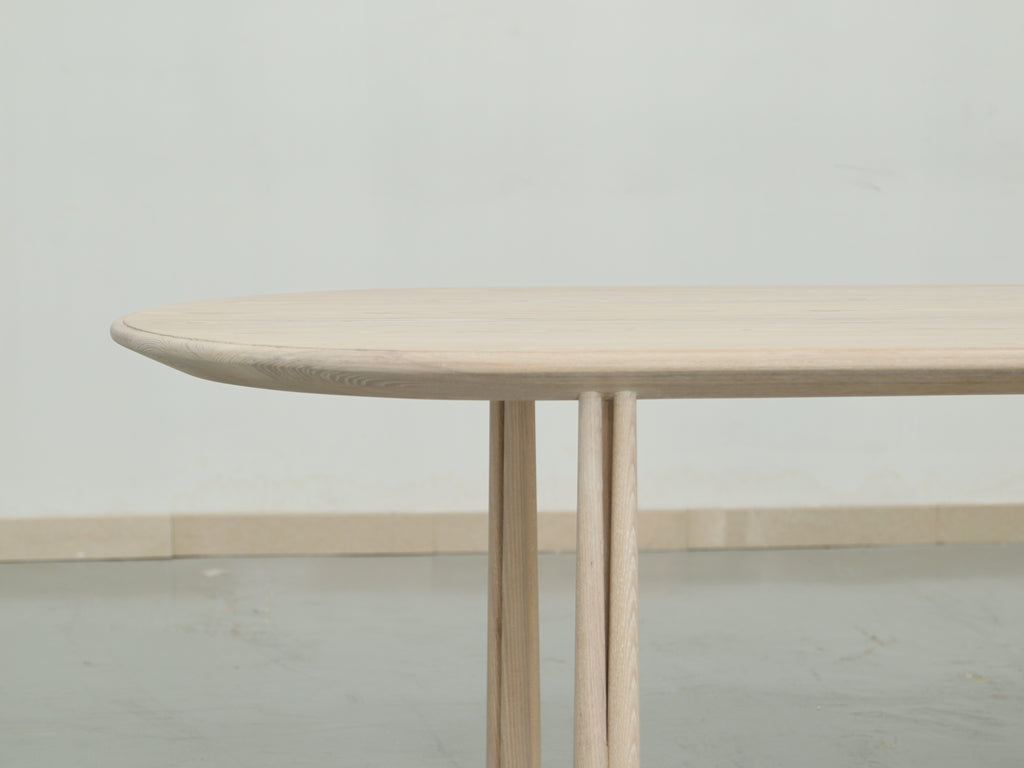Soleil Oval Dining Table Detailed Top Texture View 2