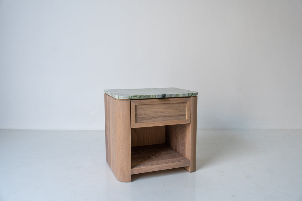 Sorrento Marble & Oak Nightstand – Cipollino Green Perspective View 1