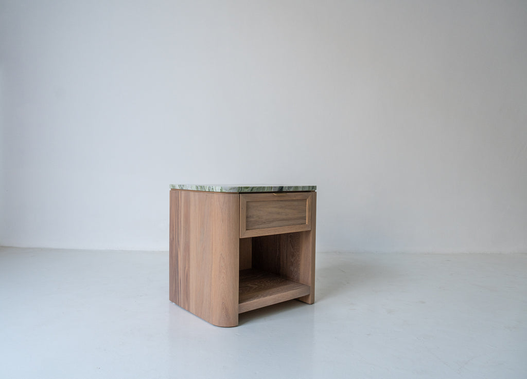 Sorrento Marble & Oak Nightstand – Cipollino Green Perspective View 3