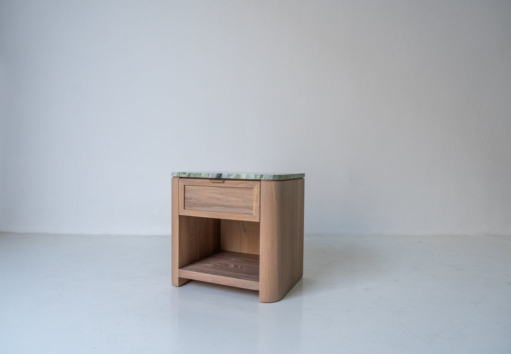 Sorrento Marble & Oak Nightstand – Cipollino Green Perspective View 4
