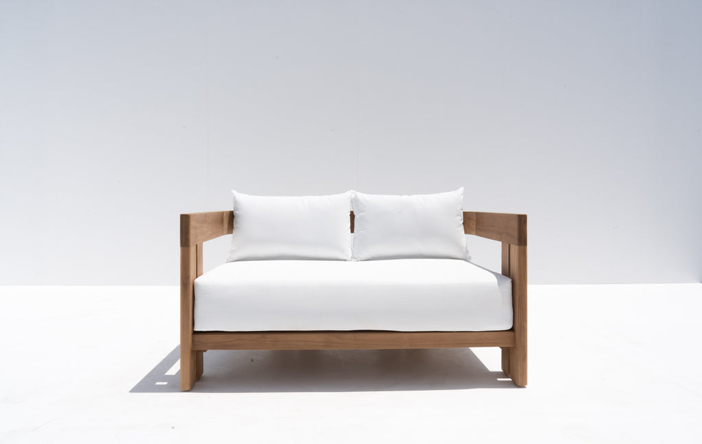 Toscana Teak 2-Seater Sofa Front view