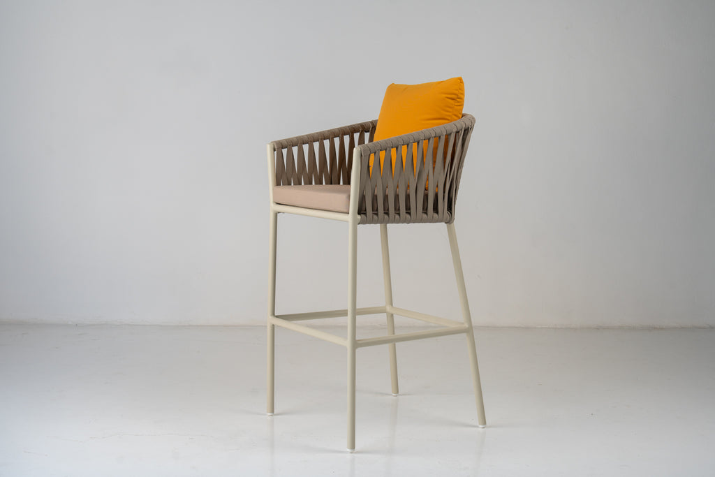 Vela Outdoor Bar Chair Perspective View 4