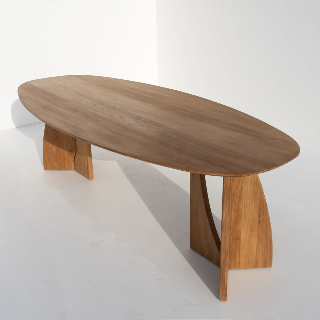 Zephyr Teak Dining Table Perspective View 2