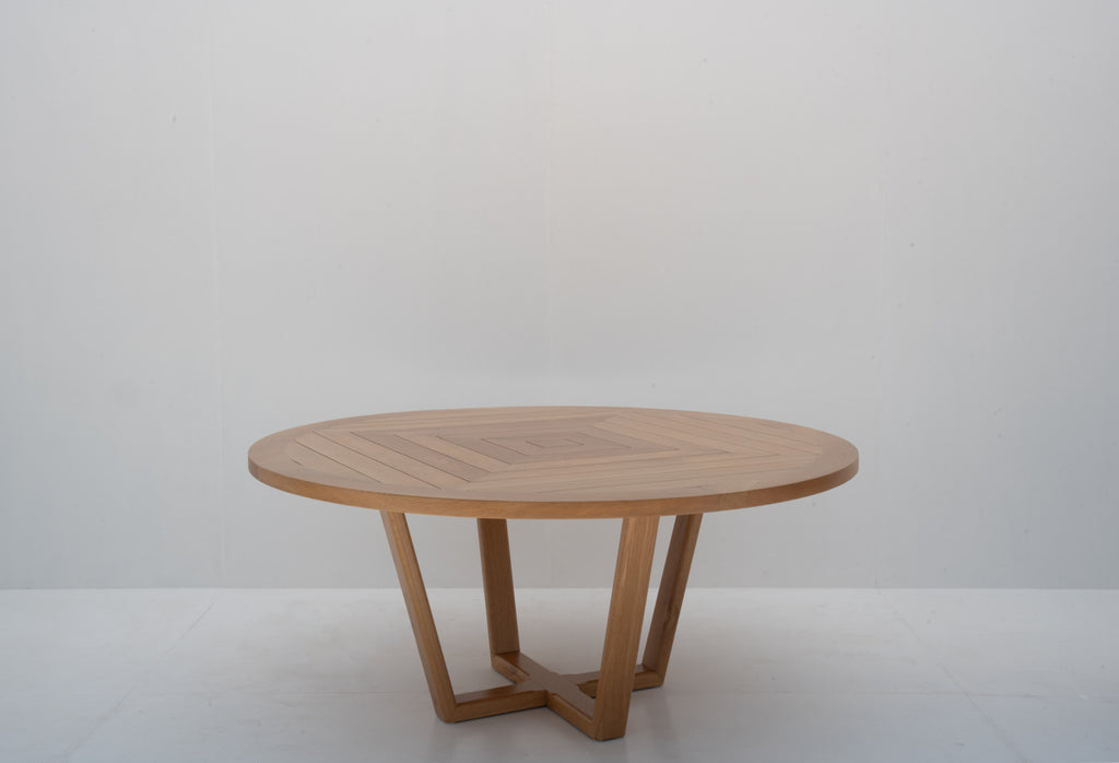 Eik Outdoor Dining Table in Dubai