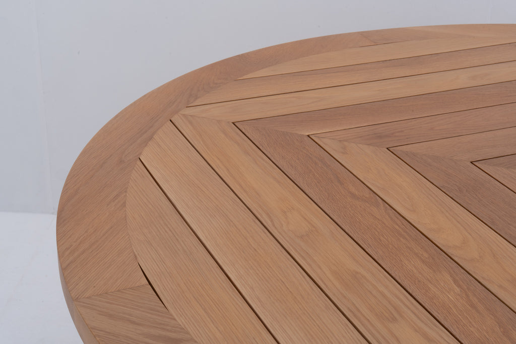 Eik Outdoor Dining Table in Dubai