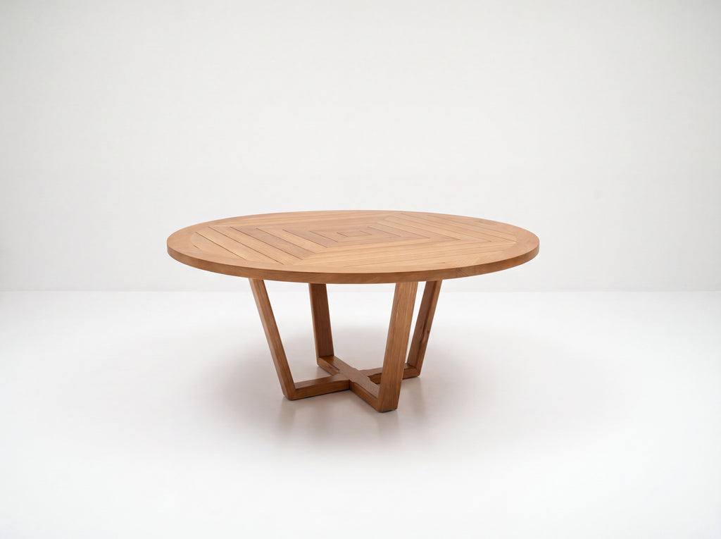 Eik Outdoor Dining Table in Dubai