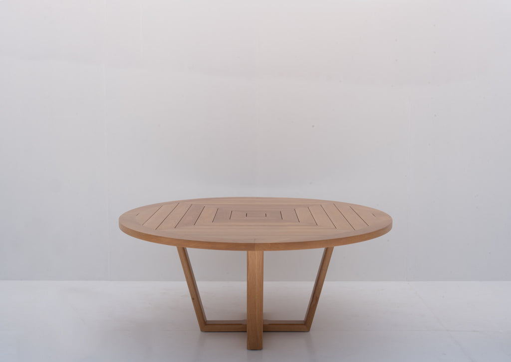 Eik Outdoor Dining Table in Dubai